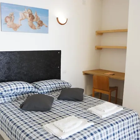 Total Sea View Grimaldi Апартаменты