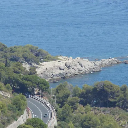 아파트 Total Sea View Grimaldi *