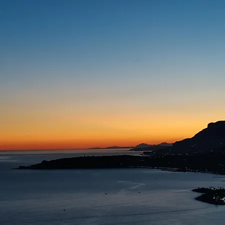 Total Sea View Grimaldi Διαμέρισμα