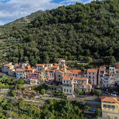 Total Sea View Grimaldi *