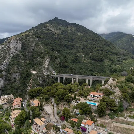 Total Sea View Grimaldi Apartment